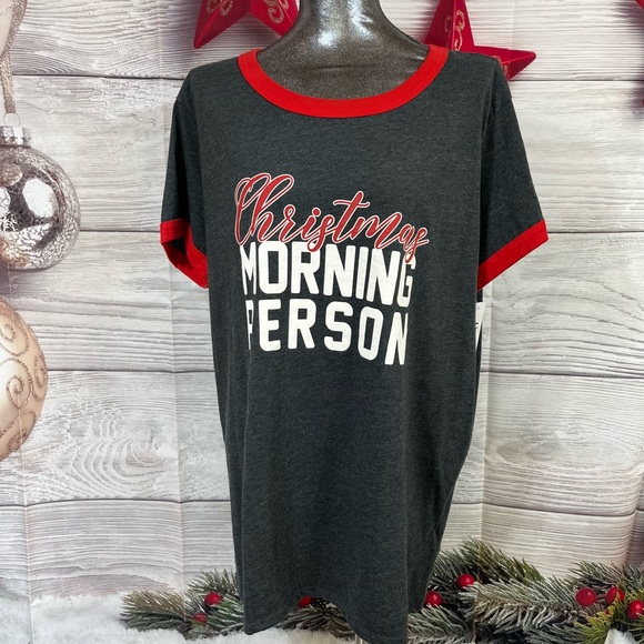 LuLaRoe 2XL Christmas Liv top with TC Christmas leggings - Picture 5 of 15